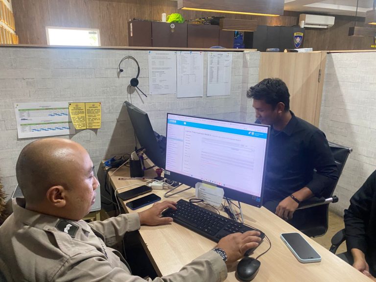 motion_photo_2401799631813364764